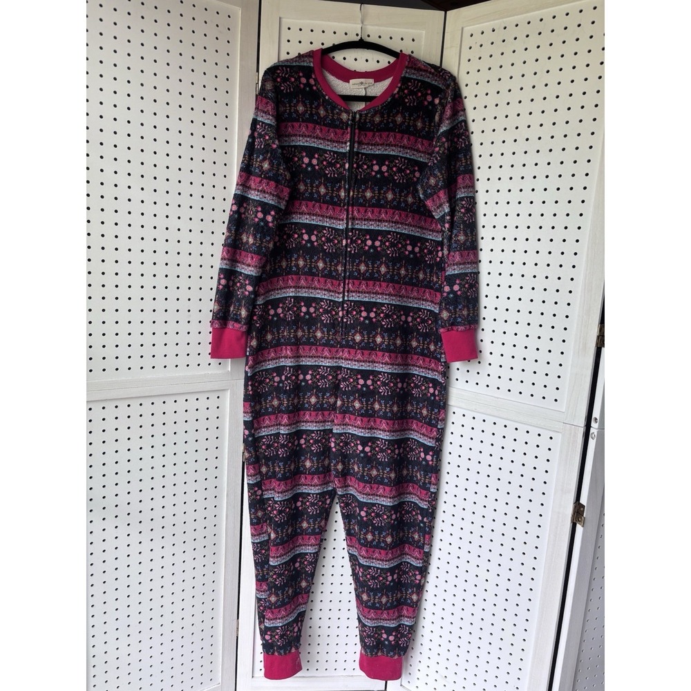 Natural Life Women's XS/SM One Piece Fleece Pajamas All Over Print Zip Up
